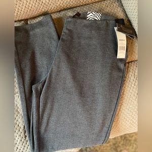 Women’s size large Dana Bachman pants.  New!